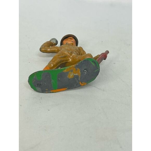 Barclay Manoil Soldier Grenade Bomb Thrower WW1 Lead - Picture 5 of 5